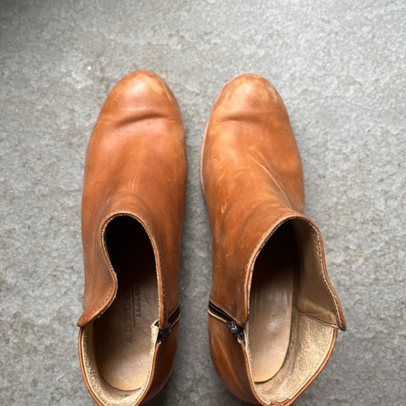 ADELANTE - Tan Leather Boots - Picture 4 of 8